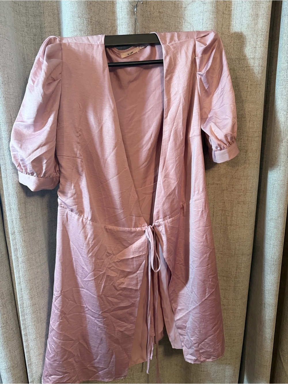 Francesca's Collections Dusty Pink Puff-Sleeve Midi Wrap Dress